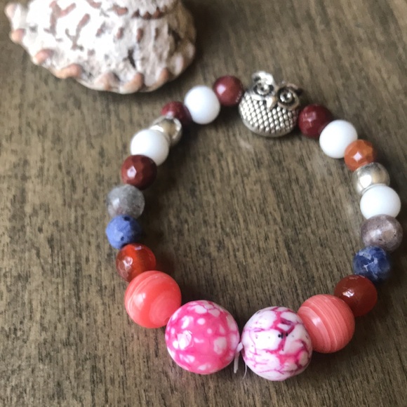 Hand Crafted Other - Handmade girls beaded stretch bracelet